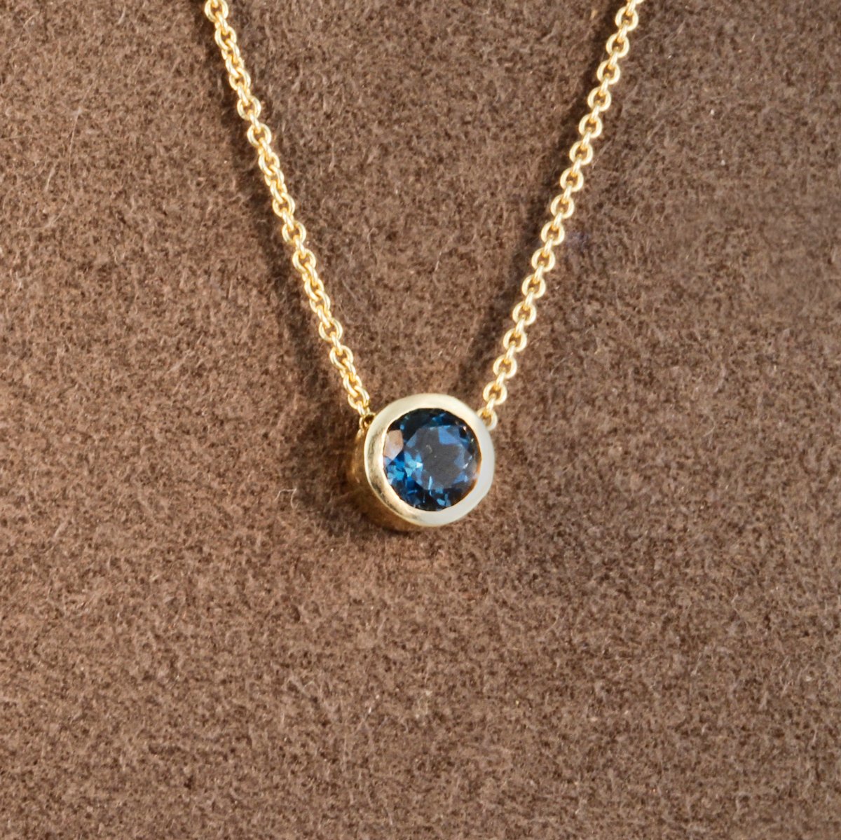 Blue Topaz Minima Necklace